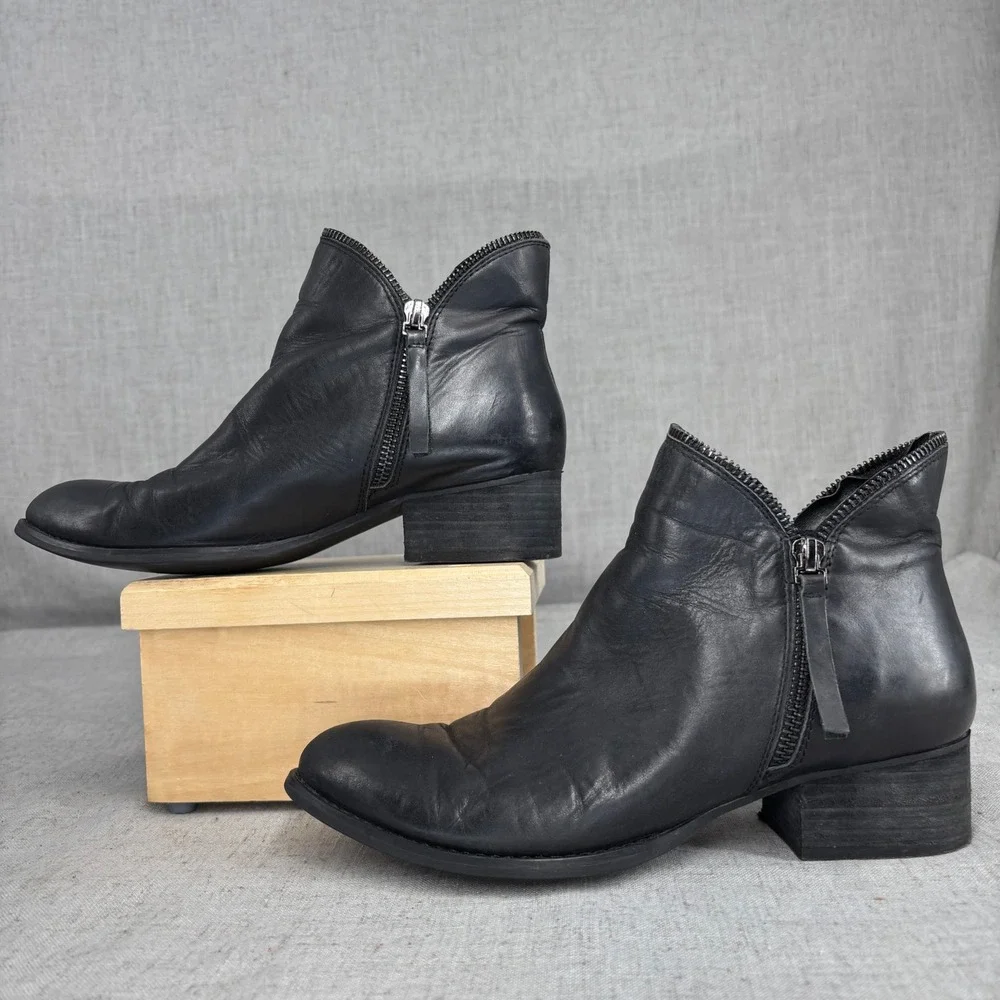 Jeffrey Campbell‎ Crockett Booties Black Leather Zipper Distressed Women's 7.5
